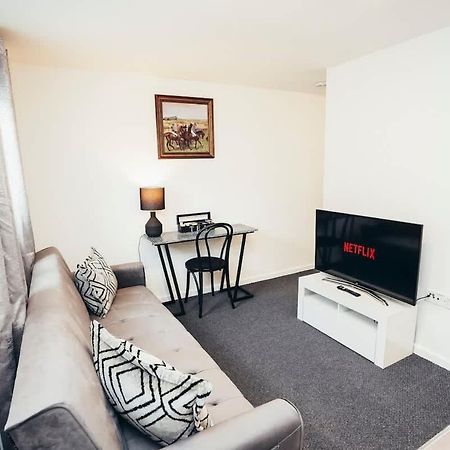 Snug 1Br Apt, Self Check In, Parking, By Derbnb Hilton  Luaran gambar