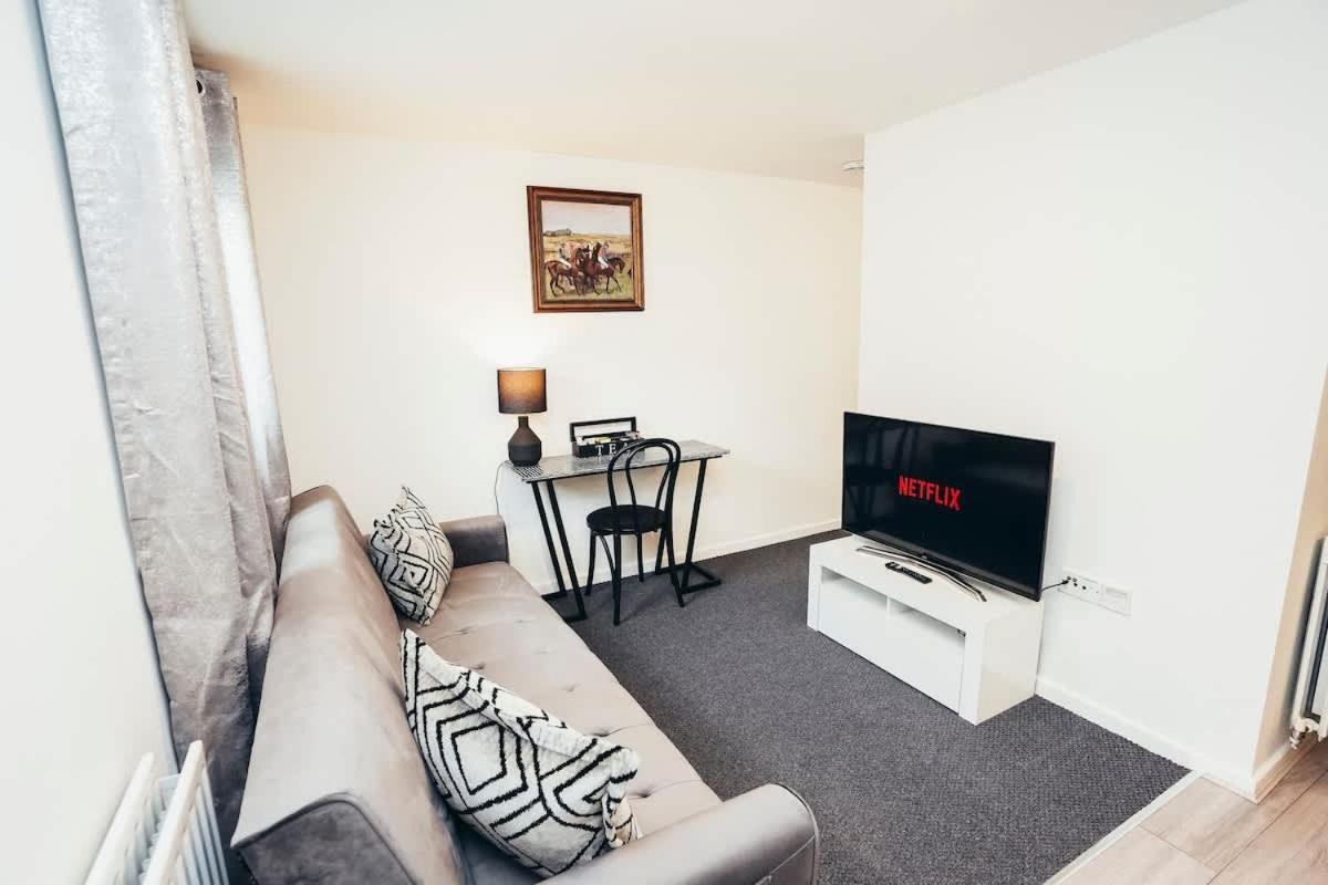 Snug 1Br Apt, Self Check In, Parking, By Derbnb Hilton  Luaran gambar